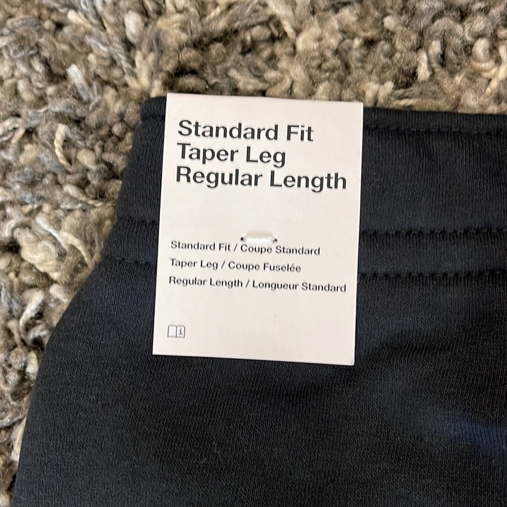 New NIKE Sportswear Standard Fit Tapered Leg Club Fleece Joggers - Picture 13 of 16